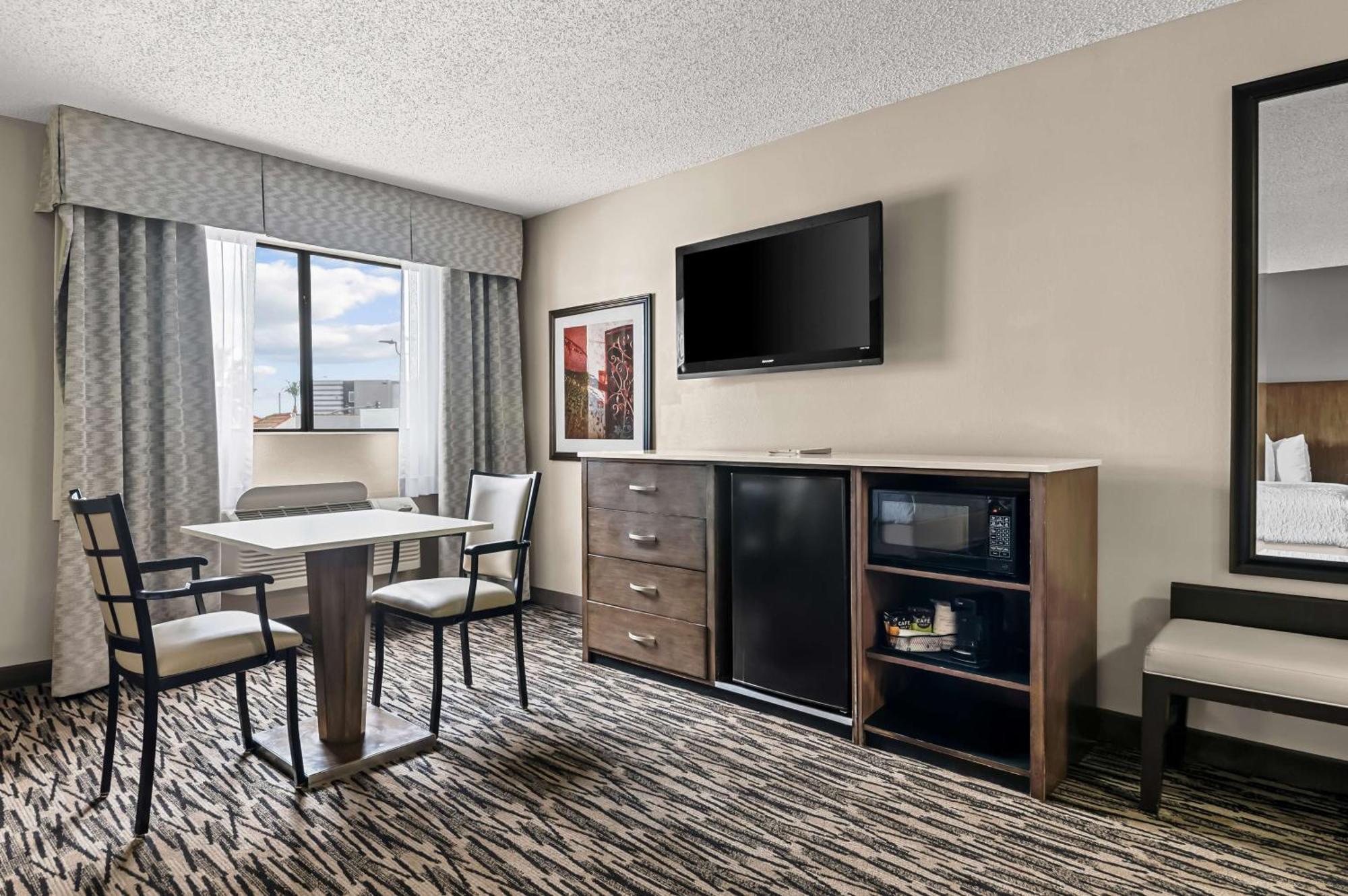 Best Western Los Alamitos Inn&Suites Exterior foto